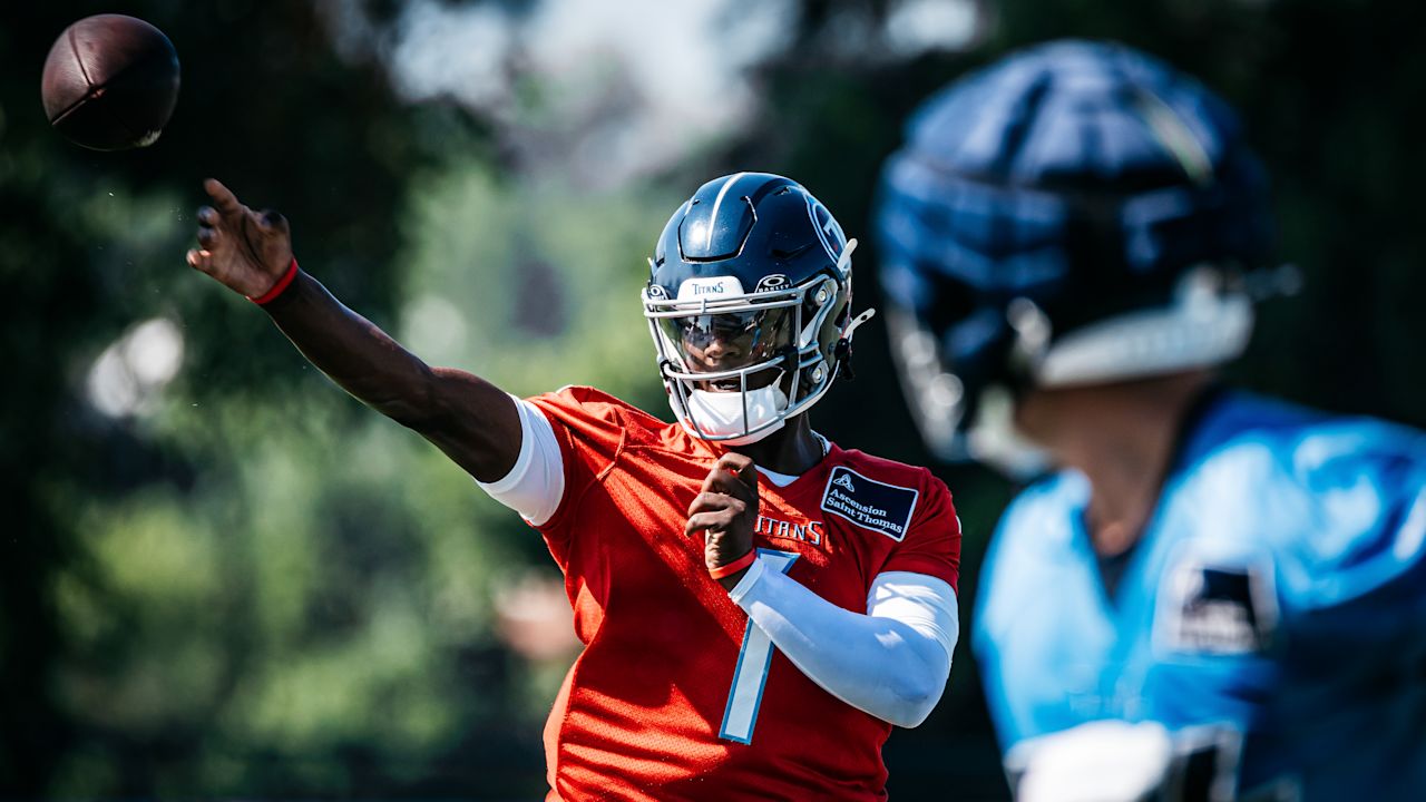 Quarterback Cam Ward #1 of the Tennessee Titans during training camp practice at the Ascension Saint Thomas Sports Park on July 23, 2025 in Nashville, TN. Photo By Donald Page/Tennessee Titans