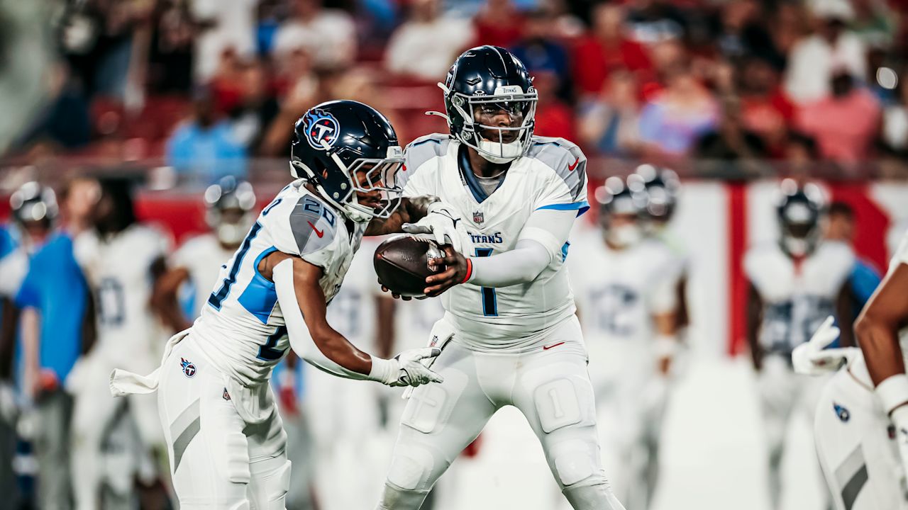 The Tennessee Titans and the Tampa Bay Buccaneers compete during the preseason game at Raymond James Stadium on August 09, 2025 in Tampa, FL. Photo By Jessie Rogers/Tennessee Titans