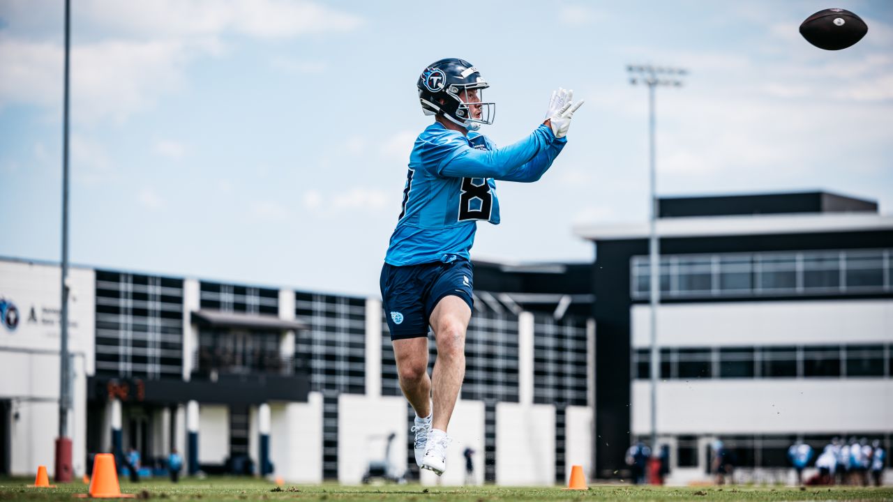 Wide receiver Sam Scnhee #87 of the Tennessee Titans during rookie mini-camp at the Ascension Saint Thomas Sports Park in Nashville, TN. Photo By Jessie Rogers/Tennessee Titans