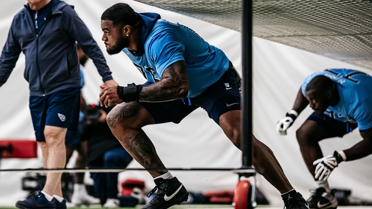 Tackle Dan Moore Jr. #75 of the Tennessee Titans during phase 2 workouts at the Ascension Saint Thomas Sports Park on May 20, 2025 in Nashville, TN. Photo By Donald Page/Tennessee Titans