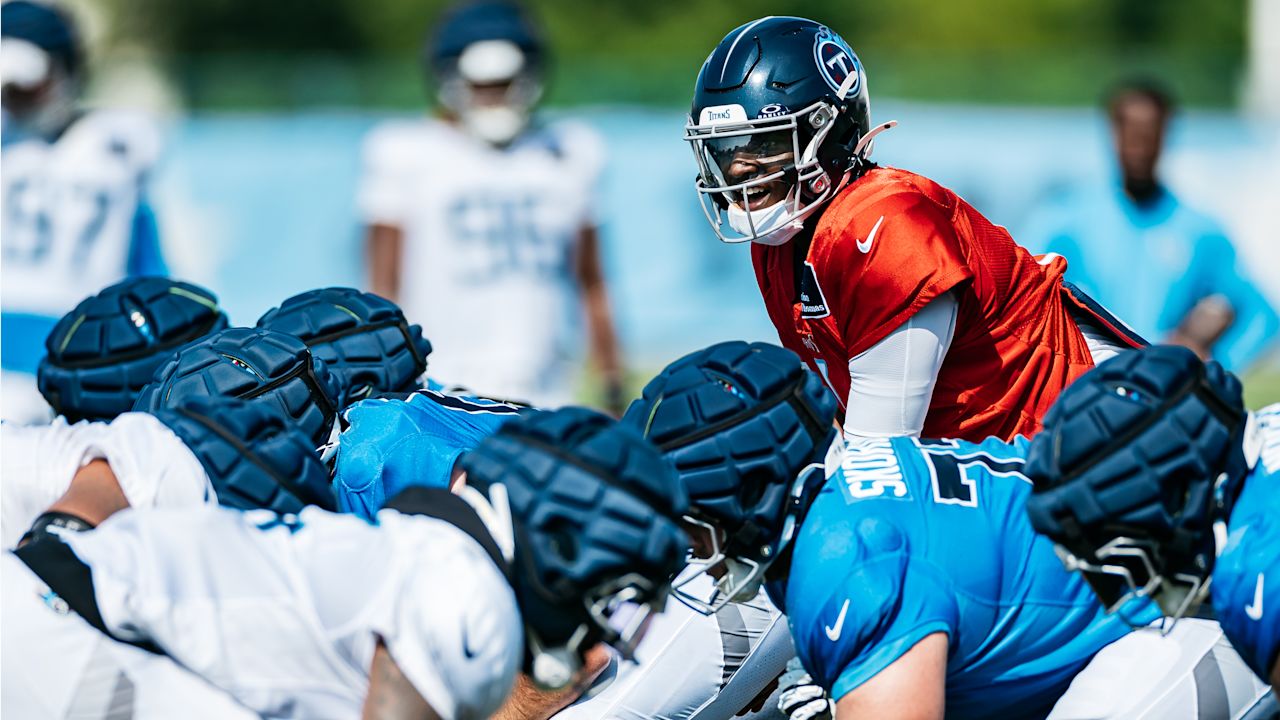 Quarterback Cam Ward #1 of the Tennessee Titans during training camp practice at the Ascension Saint Thomas Sports Park on July 30, 2025 in Nashville, TN. Photo By Beau Brune/Tennessee Titans