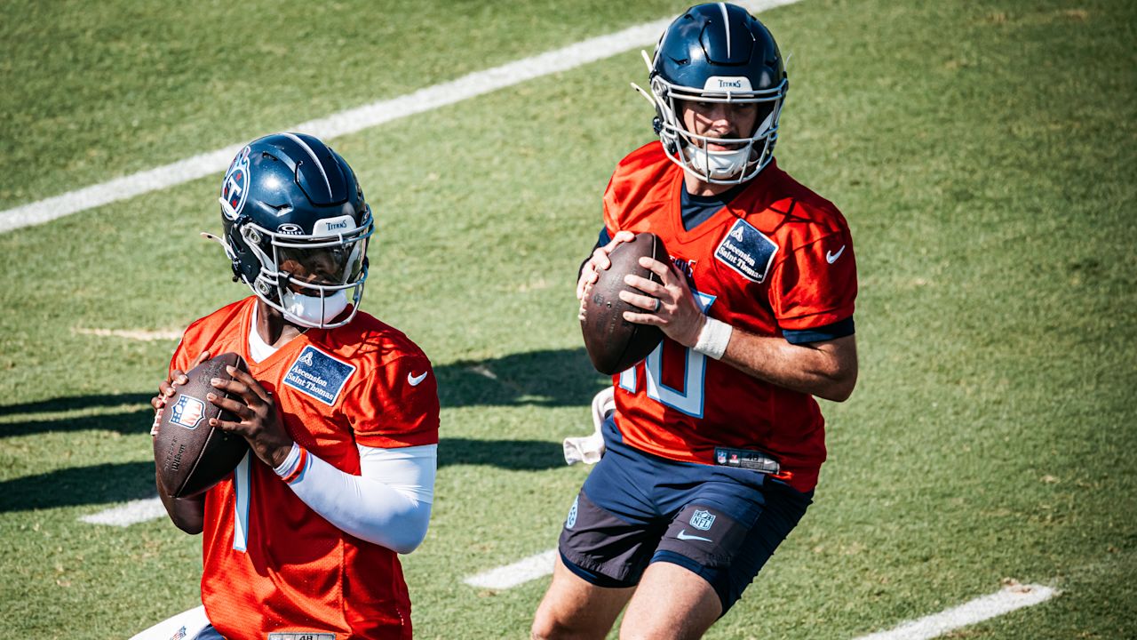 Quarterback Cam Ward #1 of the Tennessee Titans and Quarterback Brandon Allen #10 of the Tennessee Titans during training camp practice at the Ascension Saint Thomas Sports Park on July 24, 2025 in Nashville, TN. Photo By Donald Page/Tennessee Titans