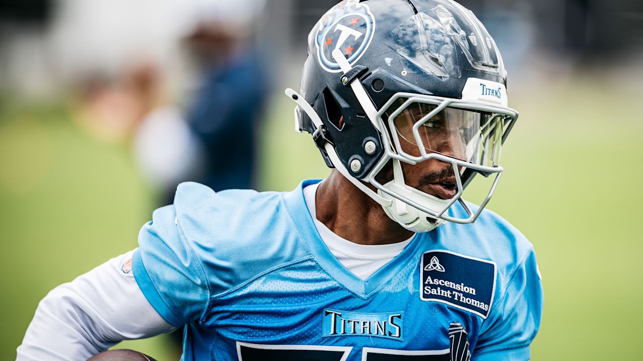 Running back Tony Pollard #20 of the Tennessee Titans during phase 3 practice at the Ascension Saint Thomas Sports Park on May 28, 2025 in Nashville, TN. Photo By Donald Page/Tennessee Titans