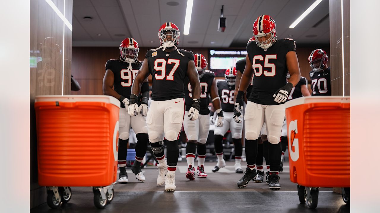 Inside the Locker Room | Week 4 Falcons vs Saints