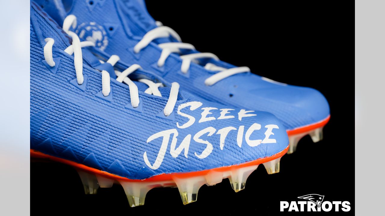 Patriots discount football cleats