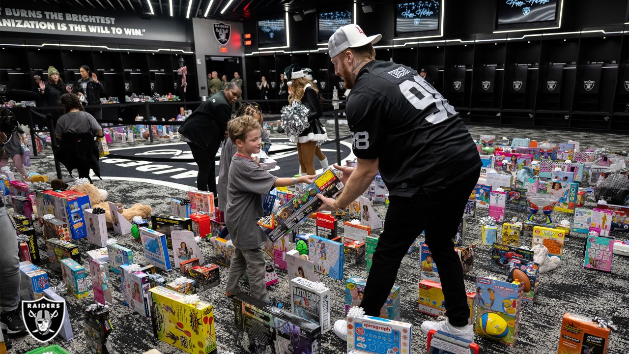 It's about giving back' for Maxx Crosby, the Raiders' Walter Payton Man of  the Year nominee