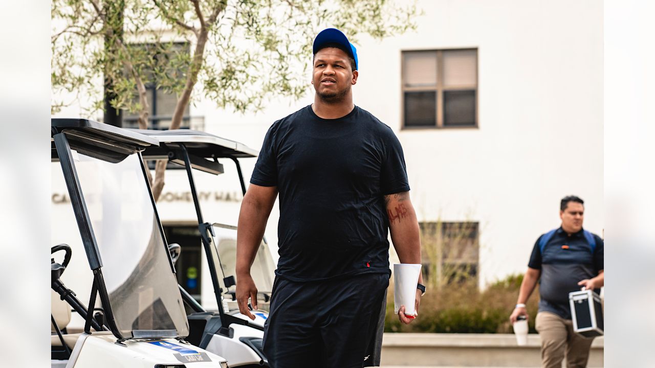 Offseason pilates training, experience with defensive front has Rams outside linebacker Byron Young ready for Year 3