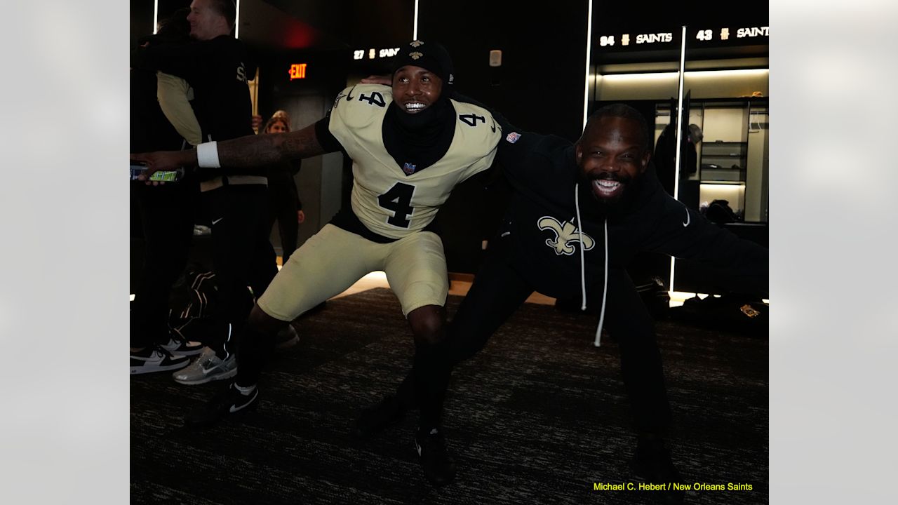 今永選手CUBポストシーズンWC進出ロッカーROOM選手使用フーディL 今永