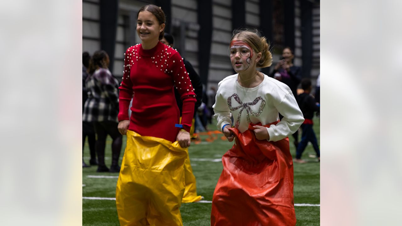 Fox sideline reporter weighs in on Panthers-Saints, image size:1280x720