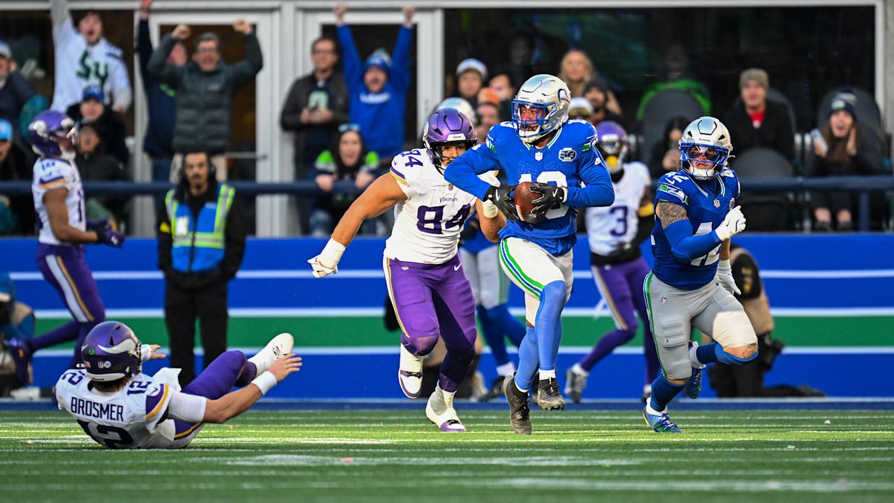 Seahawks LB Ernest Jones IV Named NFC Defensive Player Of The Week