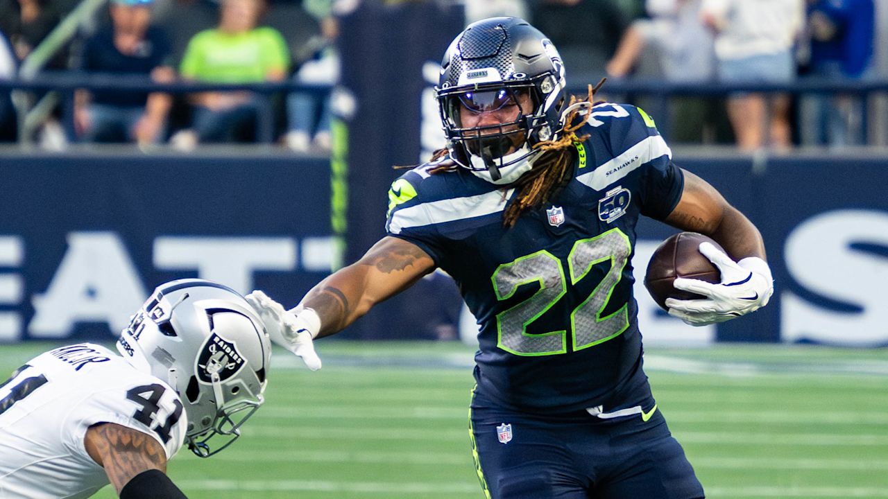 PHOTOS: Seahawks vs. Raiders Preseason Week 1 Shot Through The Lens Of Marshawn  Lynch, image size:1280x720