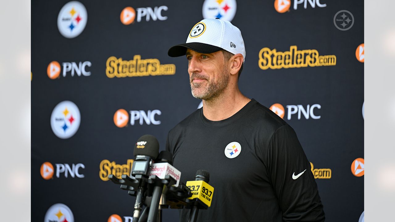Rodgers expresses appreciation for Steelers, Tomlin