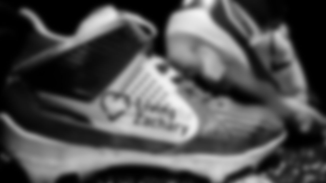 OL Jake Brendel - Living for Zachary