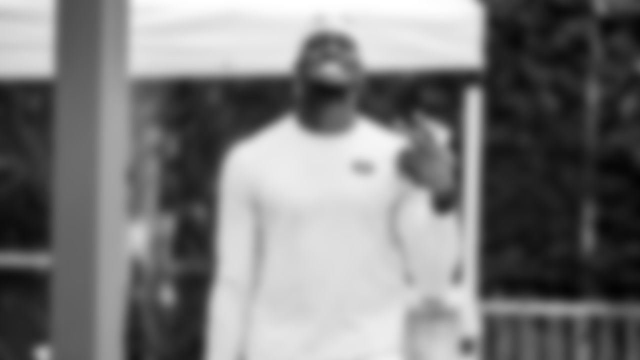 CB Darrell Luter Jr.