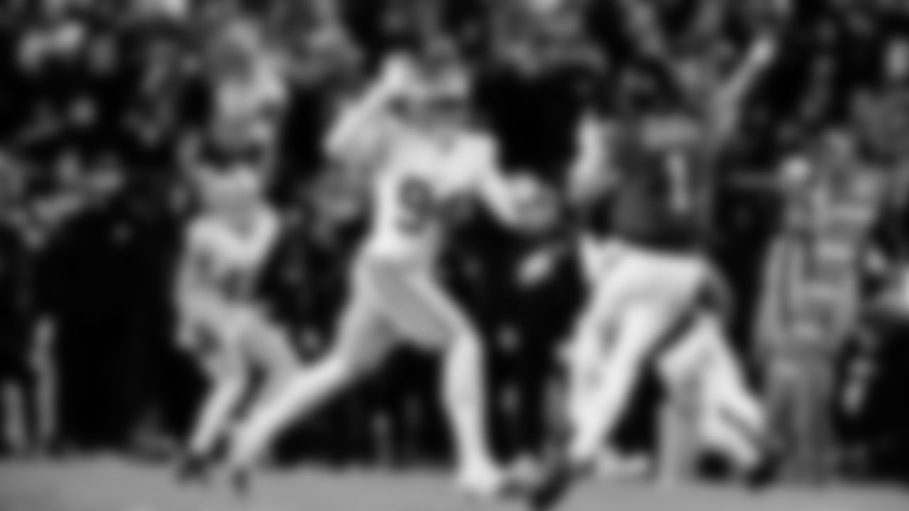 DL Yetur Gross-Matos