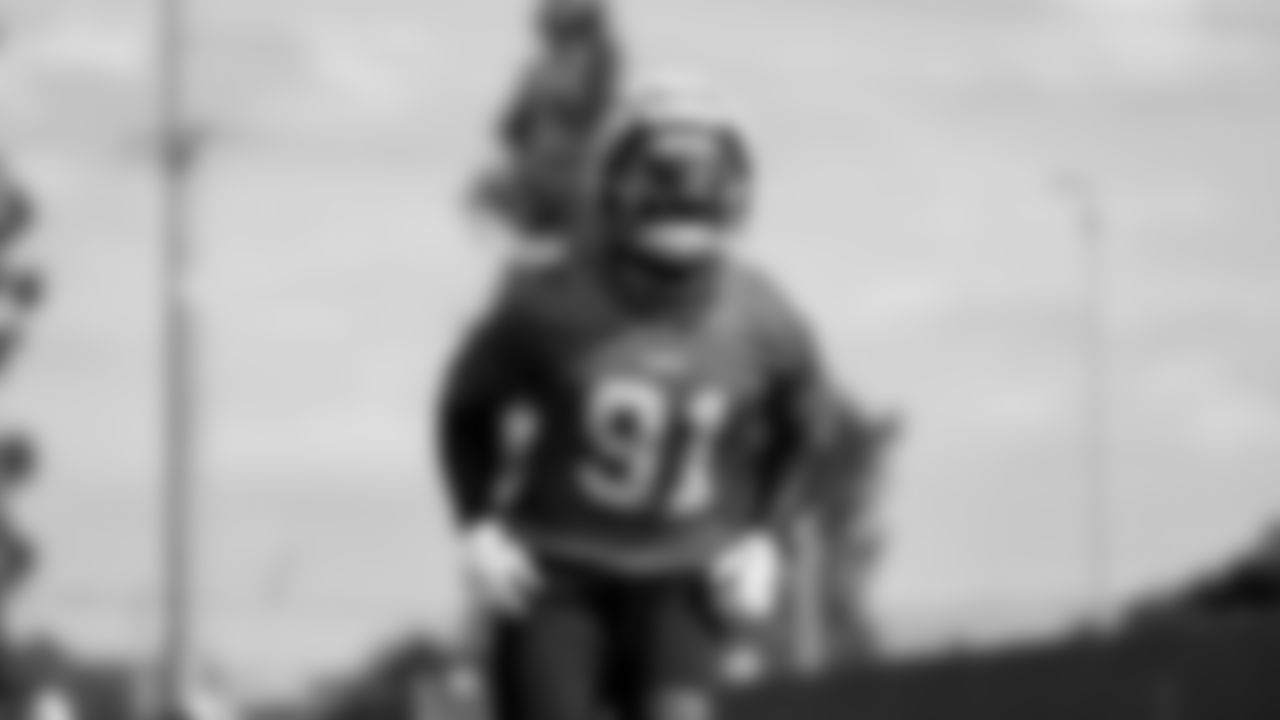 DL Sam Okuayinonu