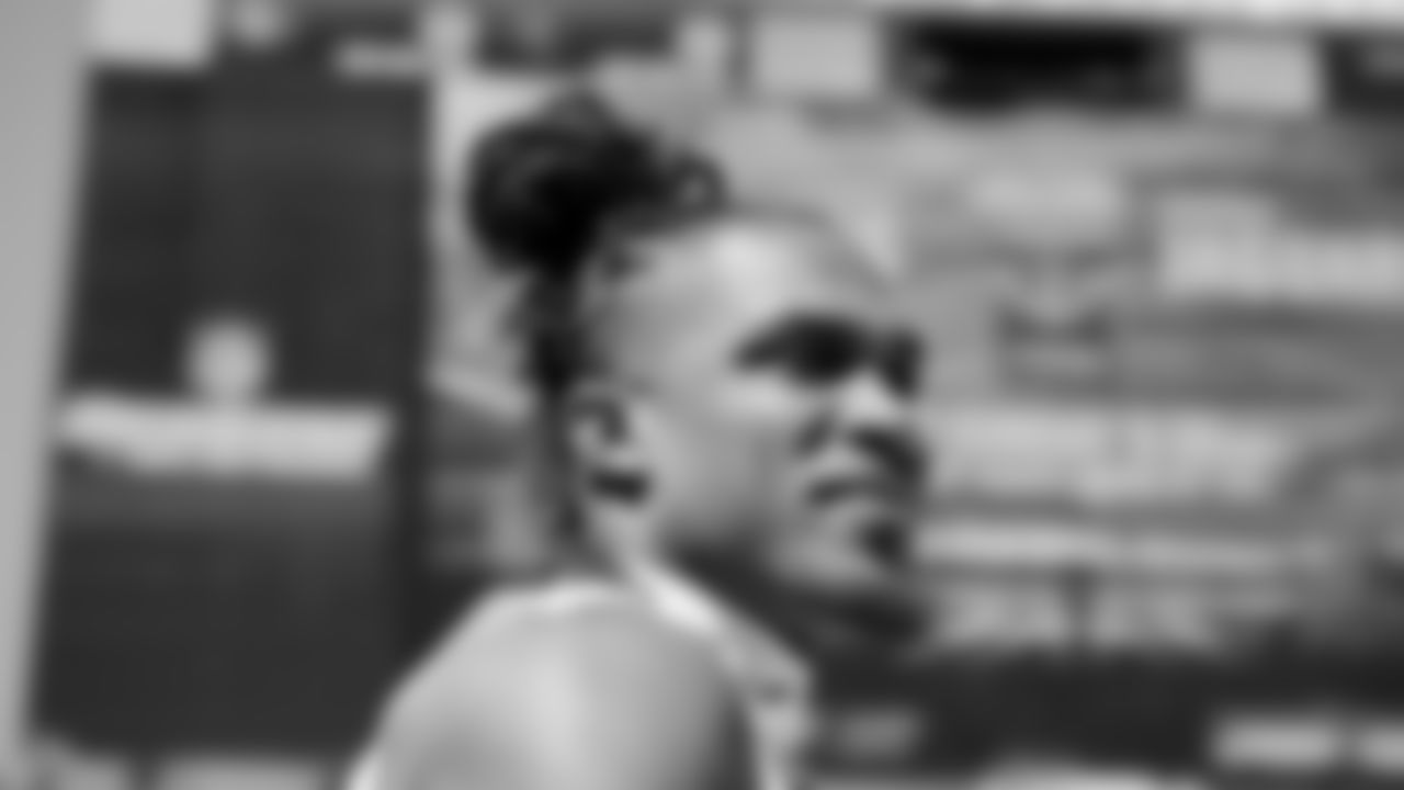 WR Demarcus Robinson