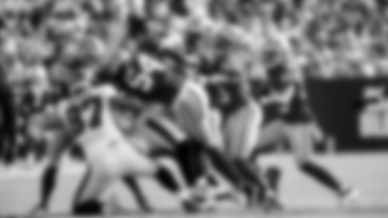 LB Fred Warner