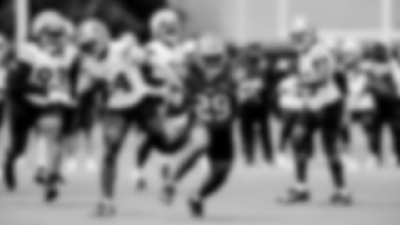 RB Jordan James