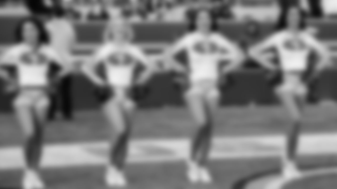 49ers Gold Rush Cheerleaders