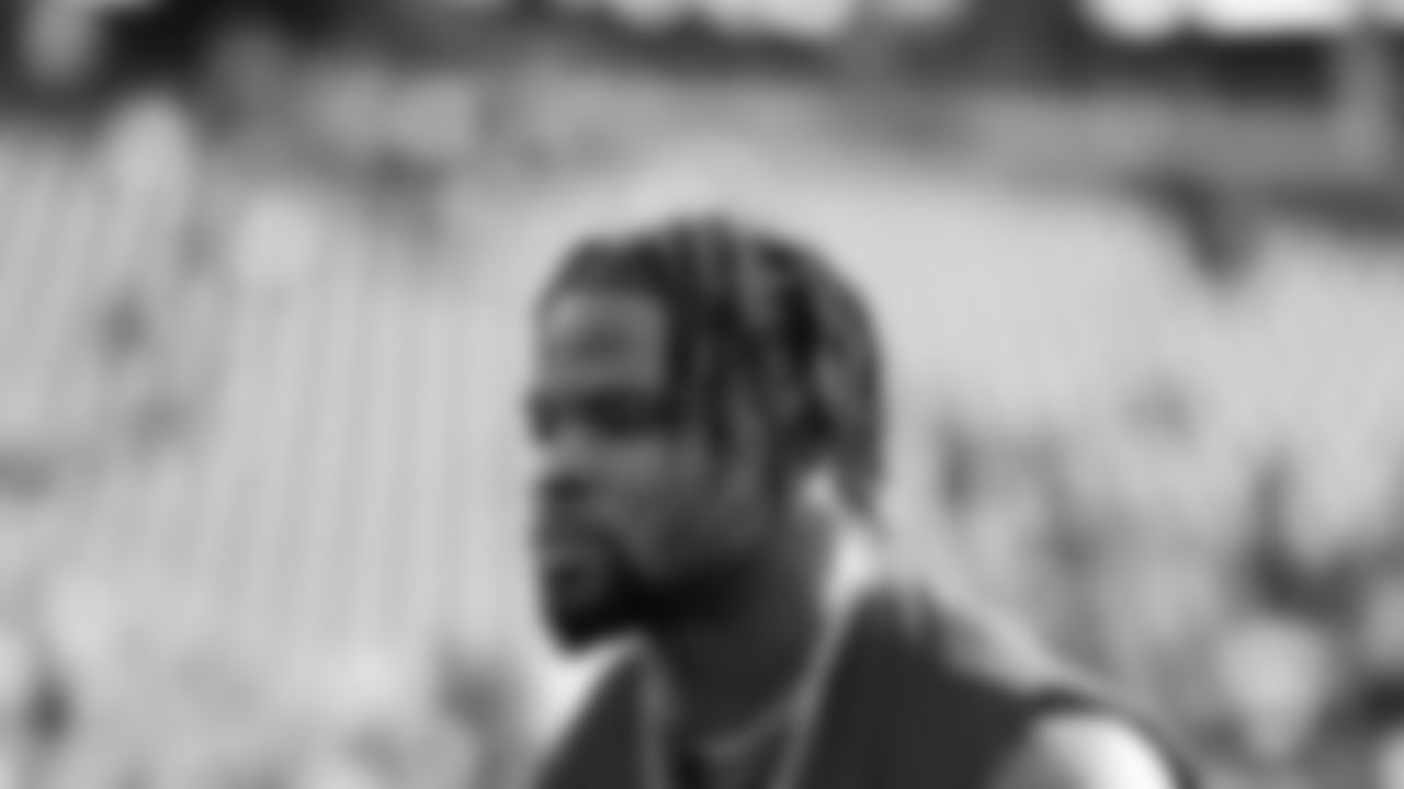 LB Dre Greenlaw
