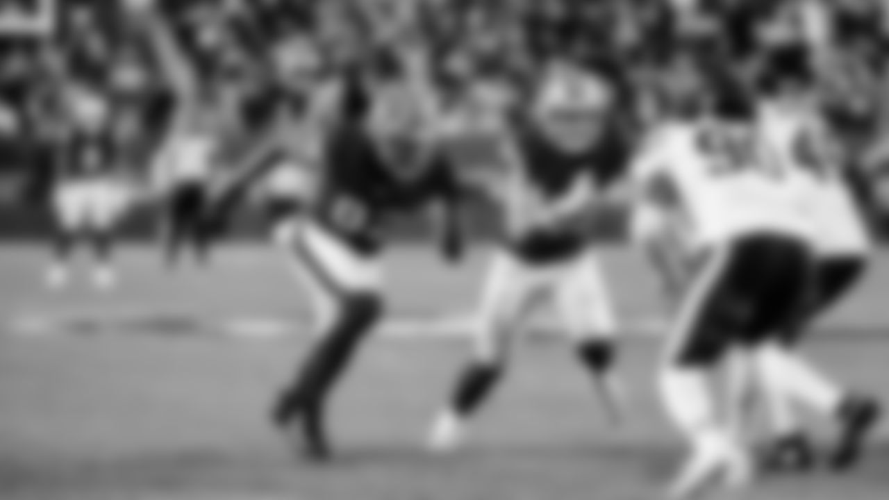 TE Brayden Willis, LB Garret Wallow