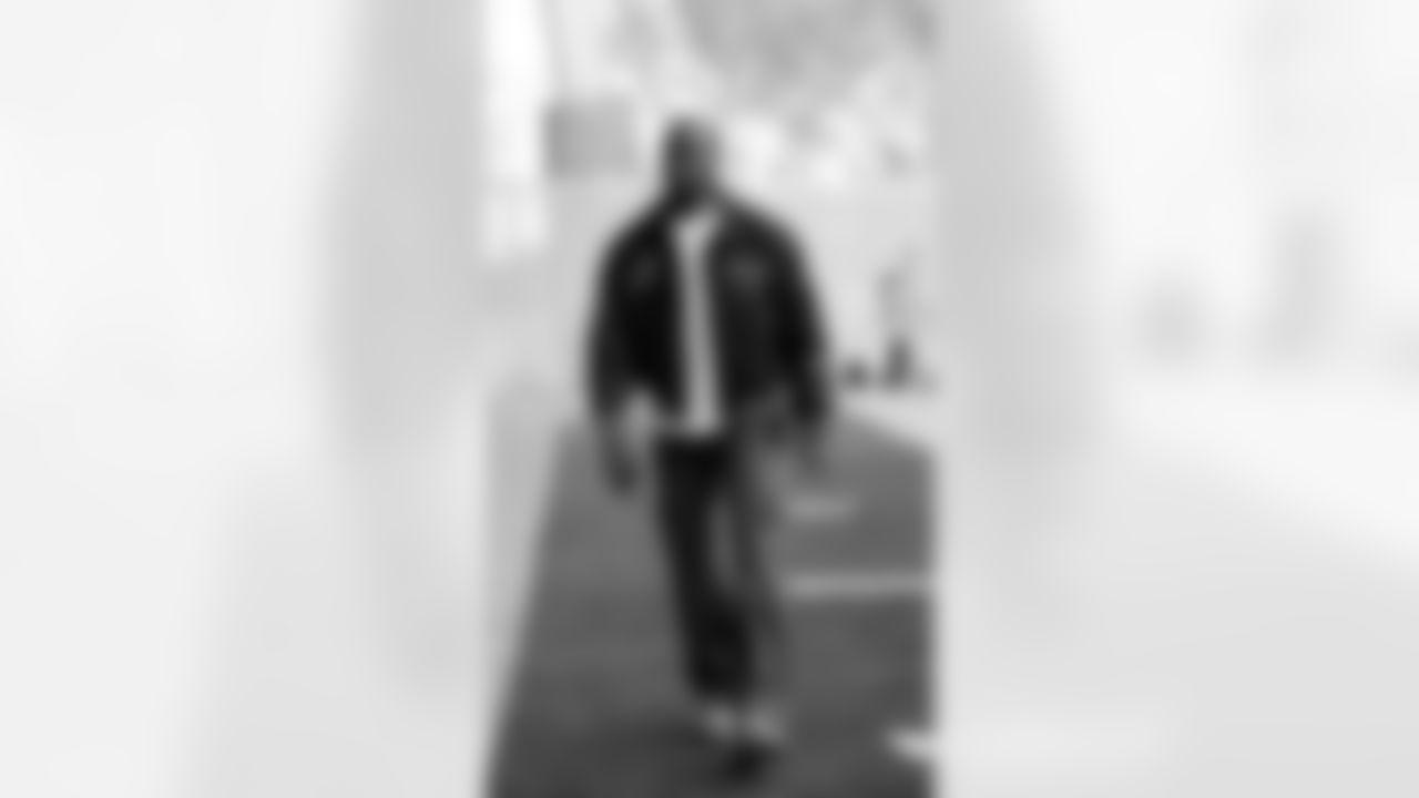 CB Darrell Luter Jr.