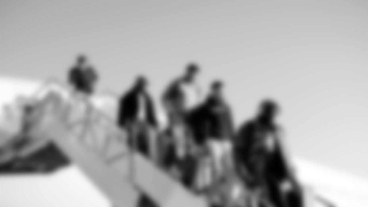 49ers Players Travel to Seattle for Divisional Round vs. Seahawks