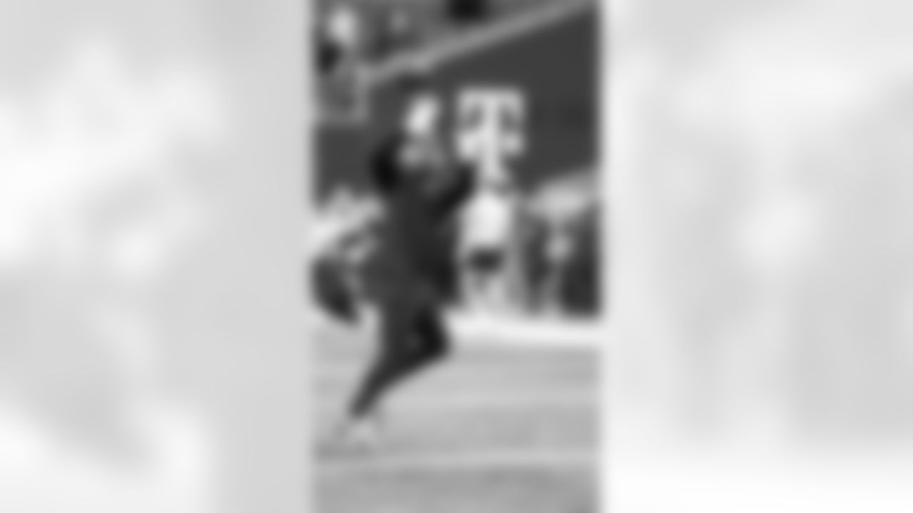 WR Deebo Samuel