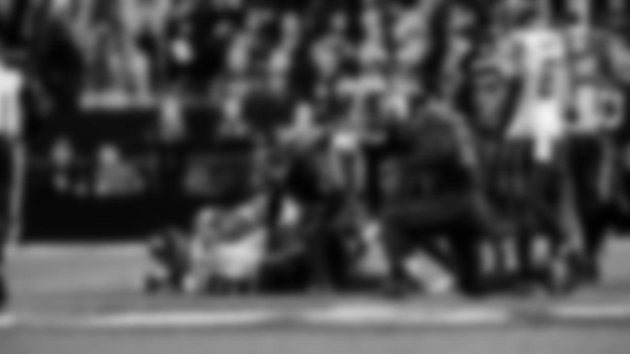 S Malik Mustapha, DL Mykel Williams, DL Sam Okuayinonu