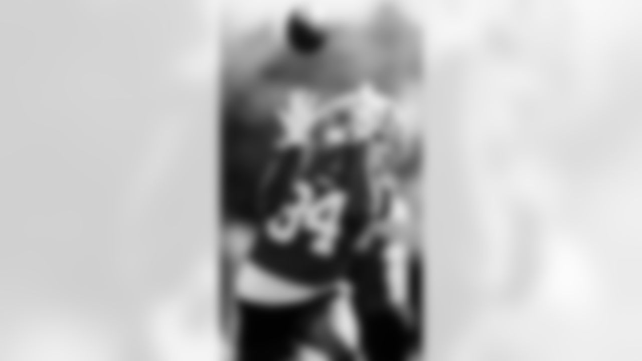 WR Russell Gage Jr.