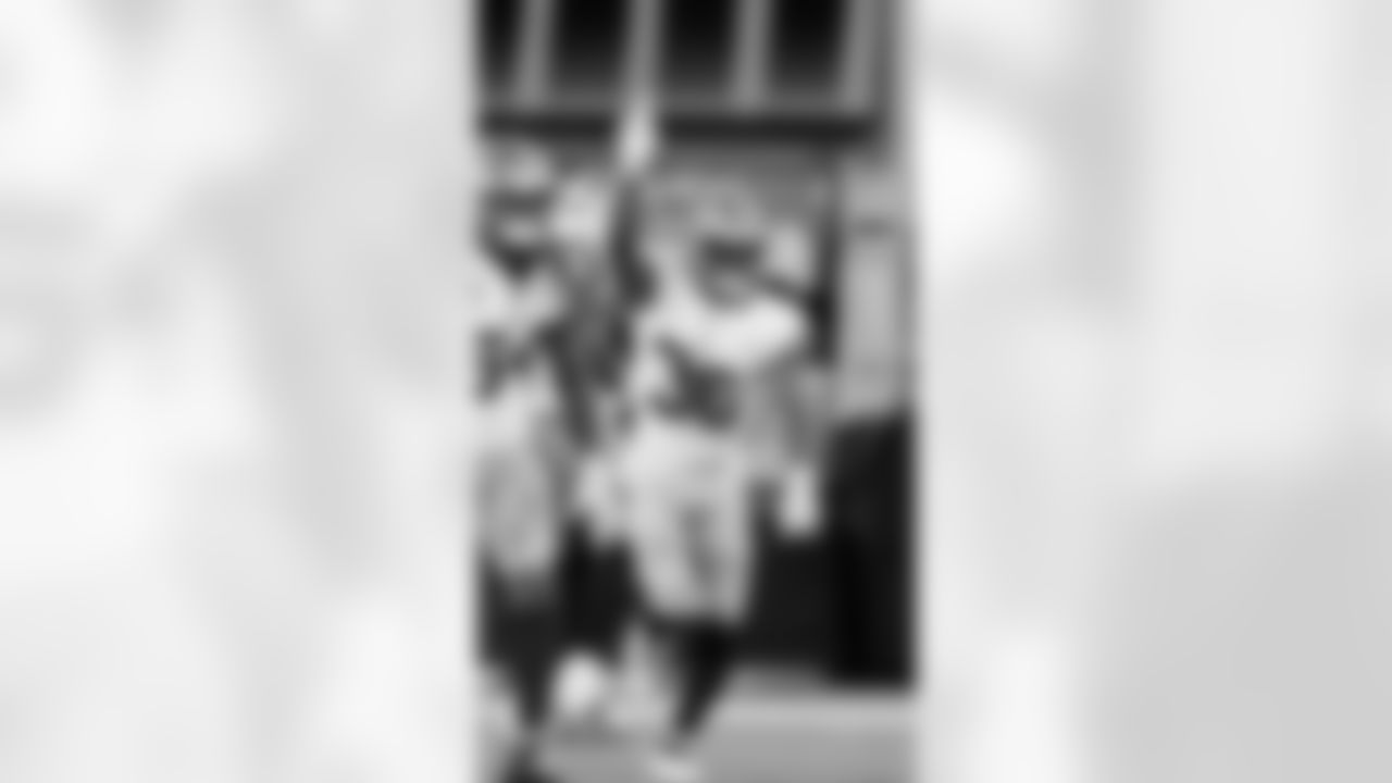 LB Fred Warner, S Marques Sigle