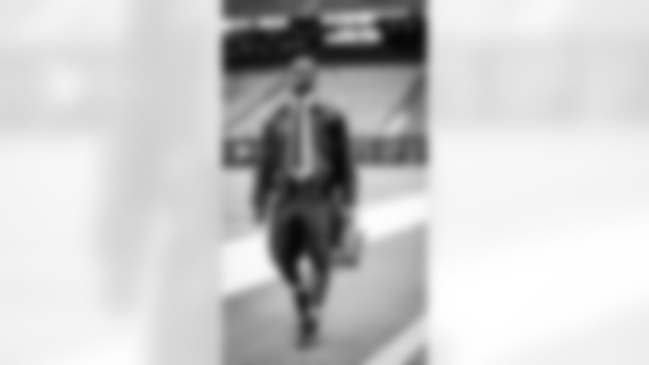 CB Darrell Luter Jr.