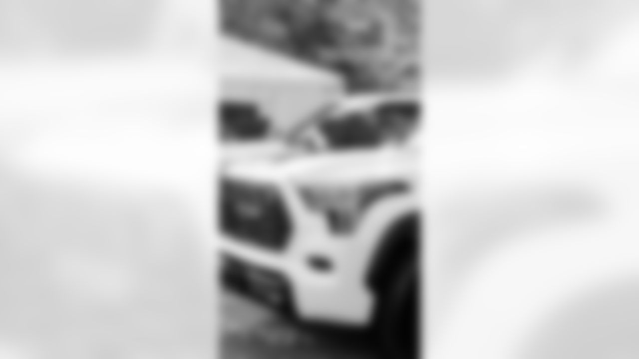 Brock Purdy Creates Unforgettable Moments for Families