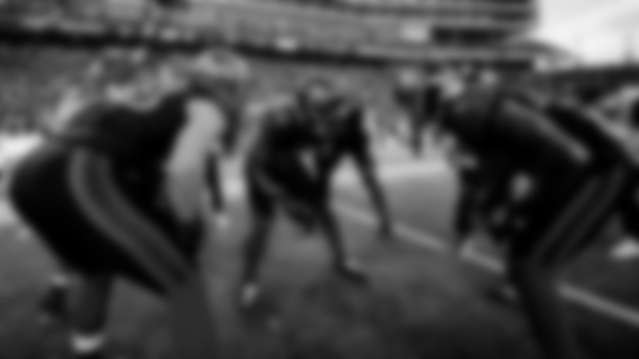 LB Eric Kendricks, LB Dee Winters, LB Tatum Bethune