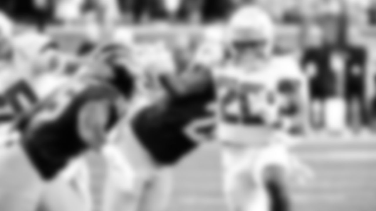 RB Jordan James