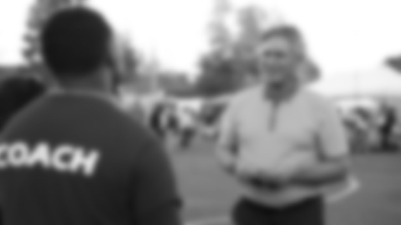 49ers Alumni Steve Young