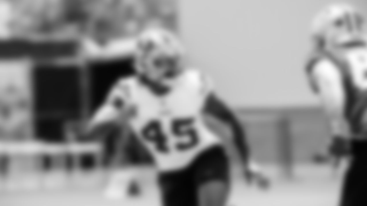 LB Nick Martin