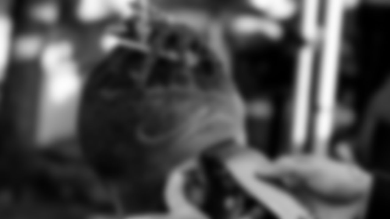 Curtis Robinson Hosts "A Cut Above" Wellness Event for Kids' Health & Vision