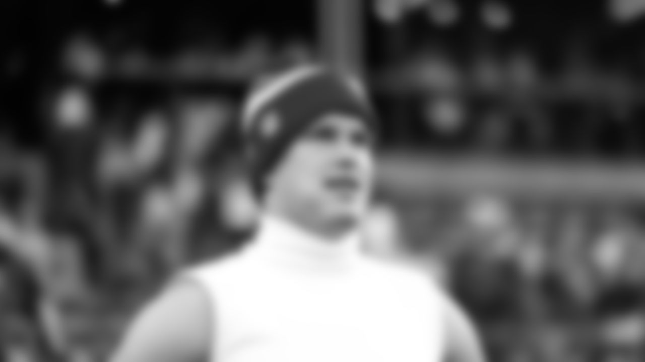 TE Charlie Woerner