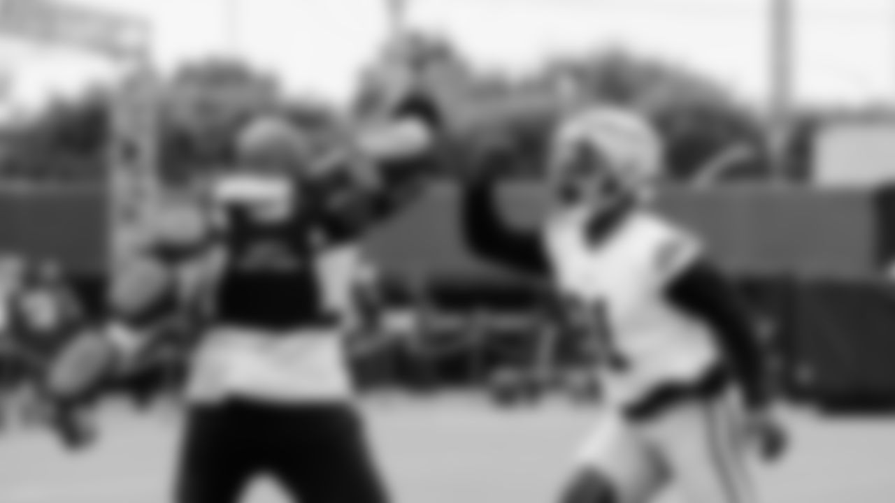 DL Sam Okuayinonu