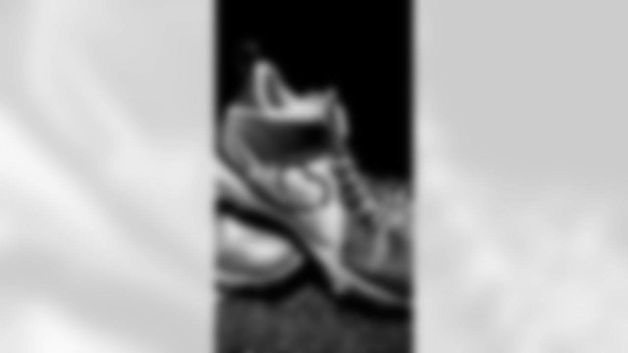 OL Jake Brendel - Living for Zachary