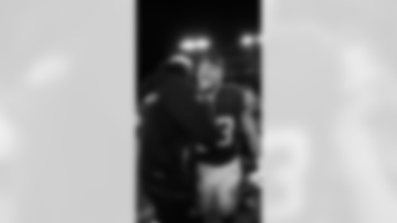 San Francisco 49ers 2025 Season: Chicago Bears vs San Francisco 49ers Sunday, December 28, 2025 in Santa Clara (49ers Photo)