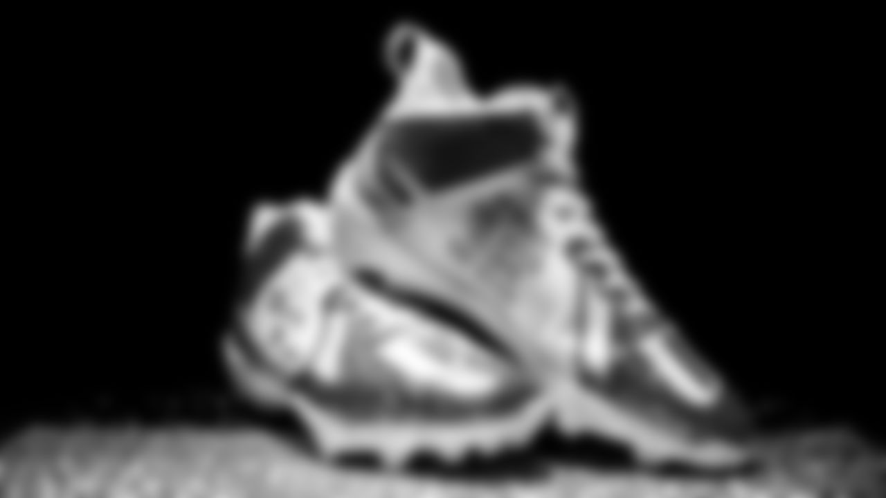 OL Colton McKivitz - United Playaz