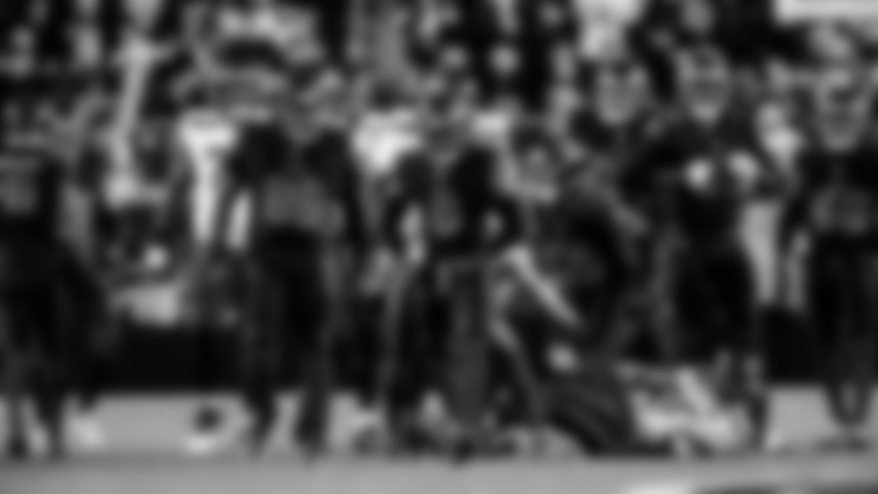 DL C.J. West , S Malik Mustapha