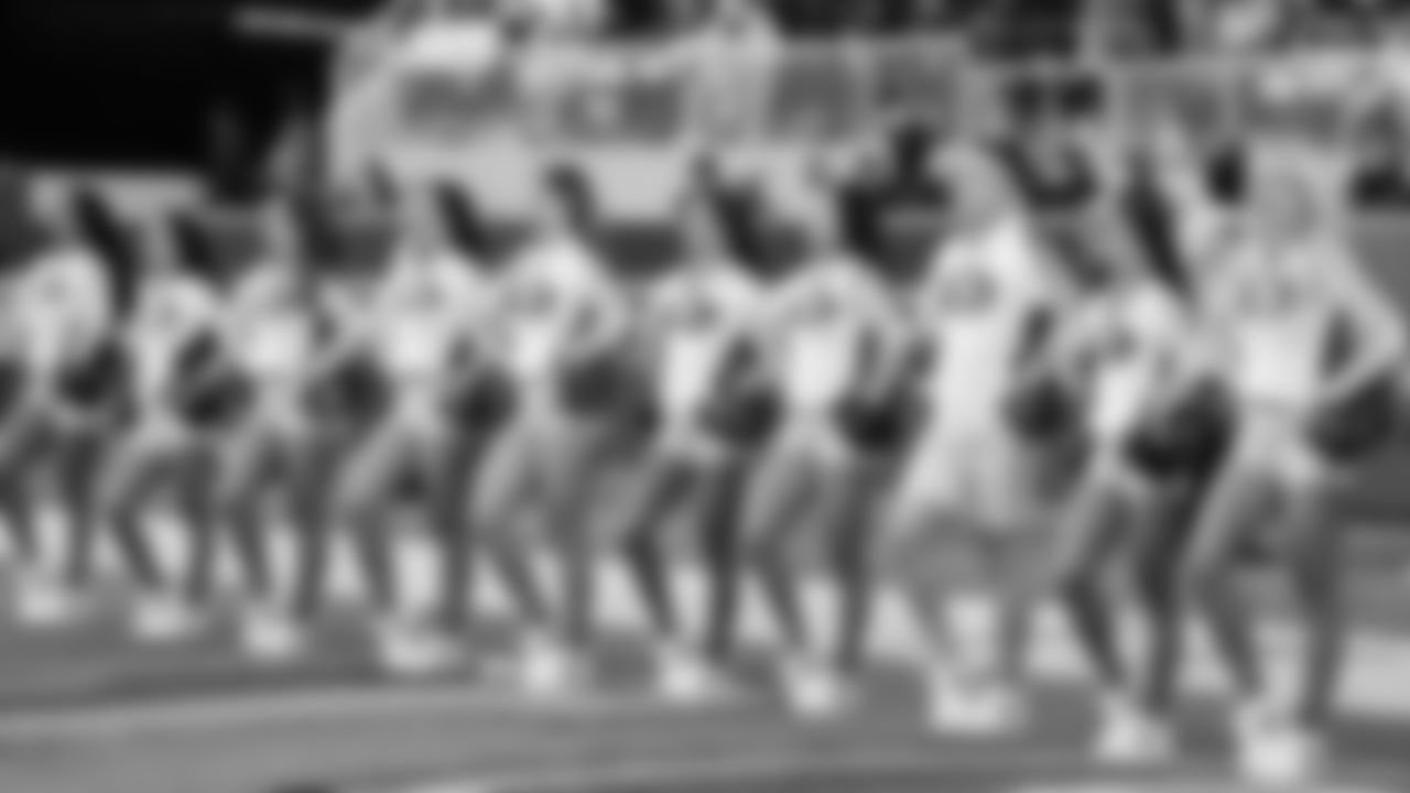 49ers Gold Rush Cheerleaders