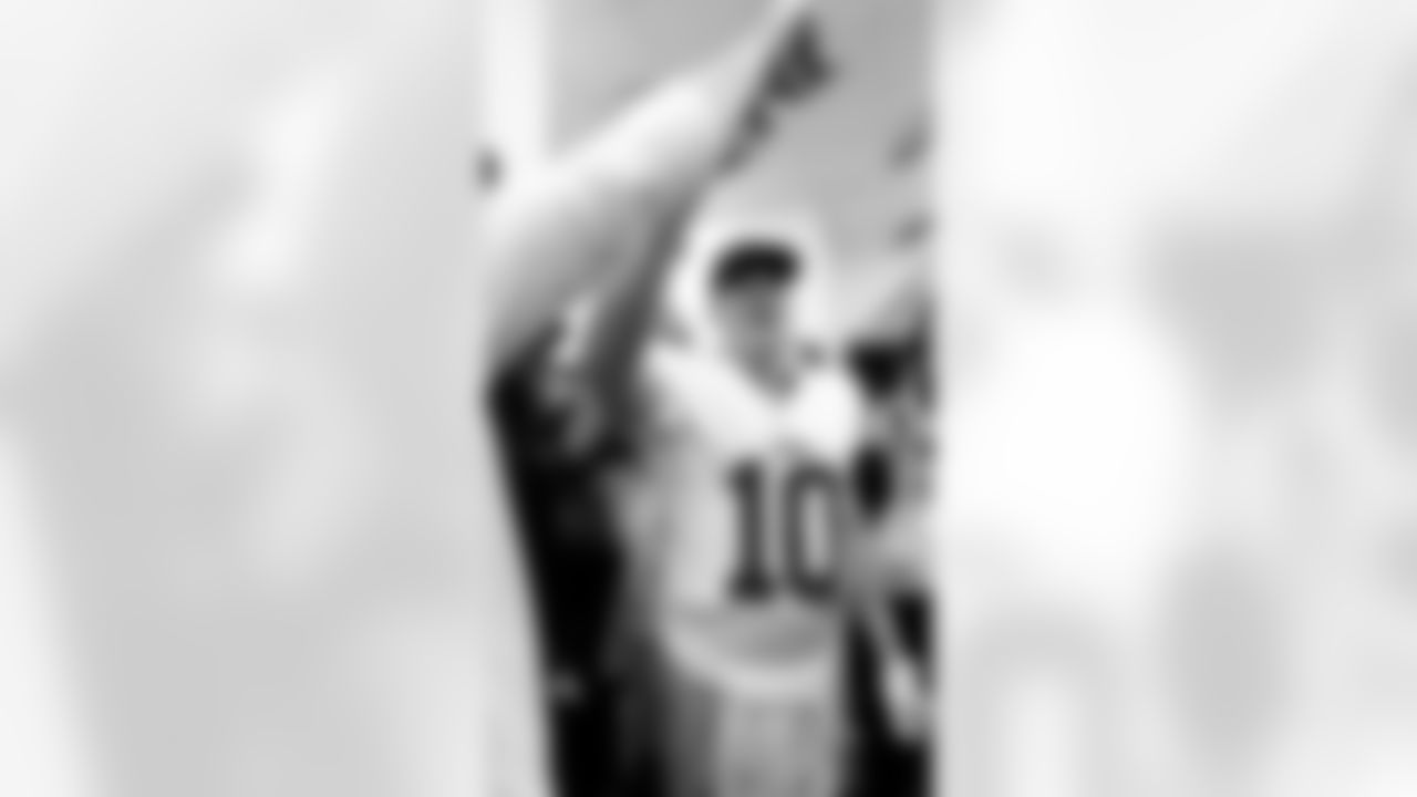 QB Mac Jones