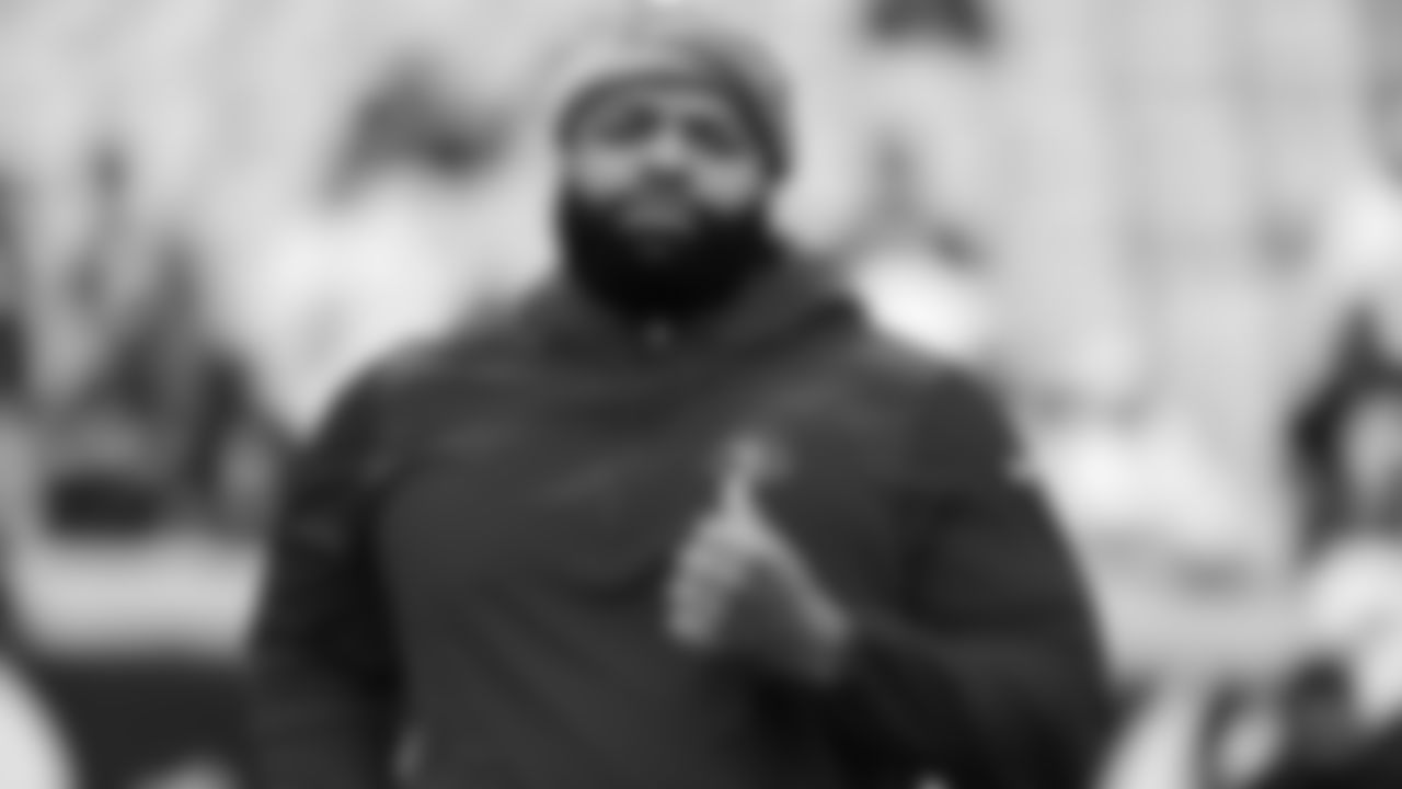 T Trent Williams