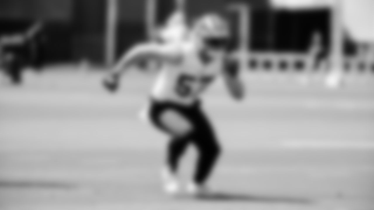LB Luke Gifford