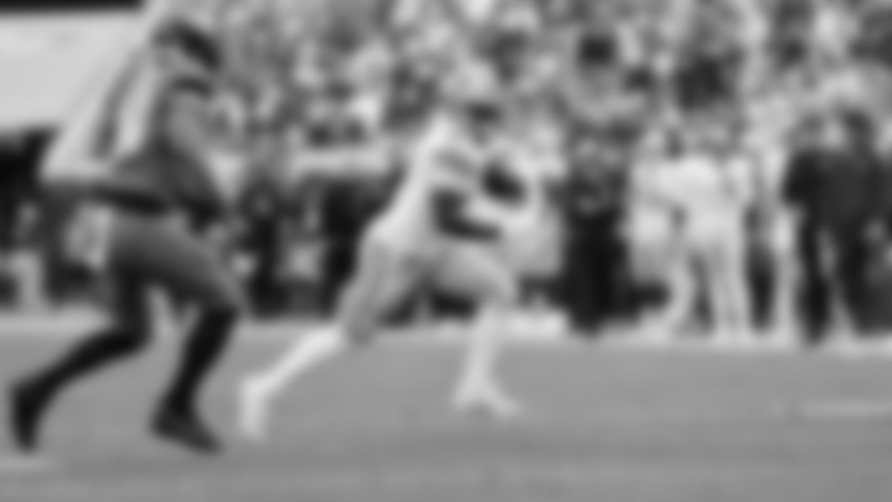 WR Deebo Samuel